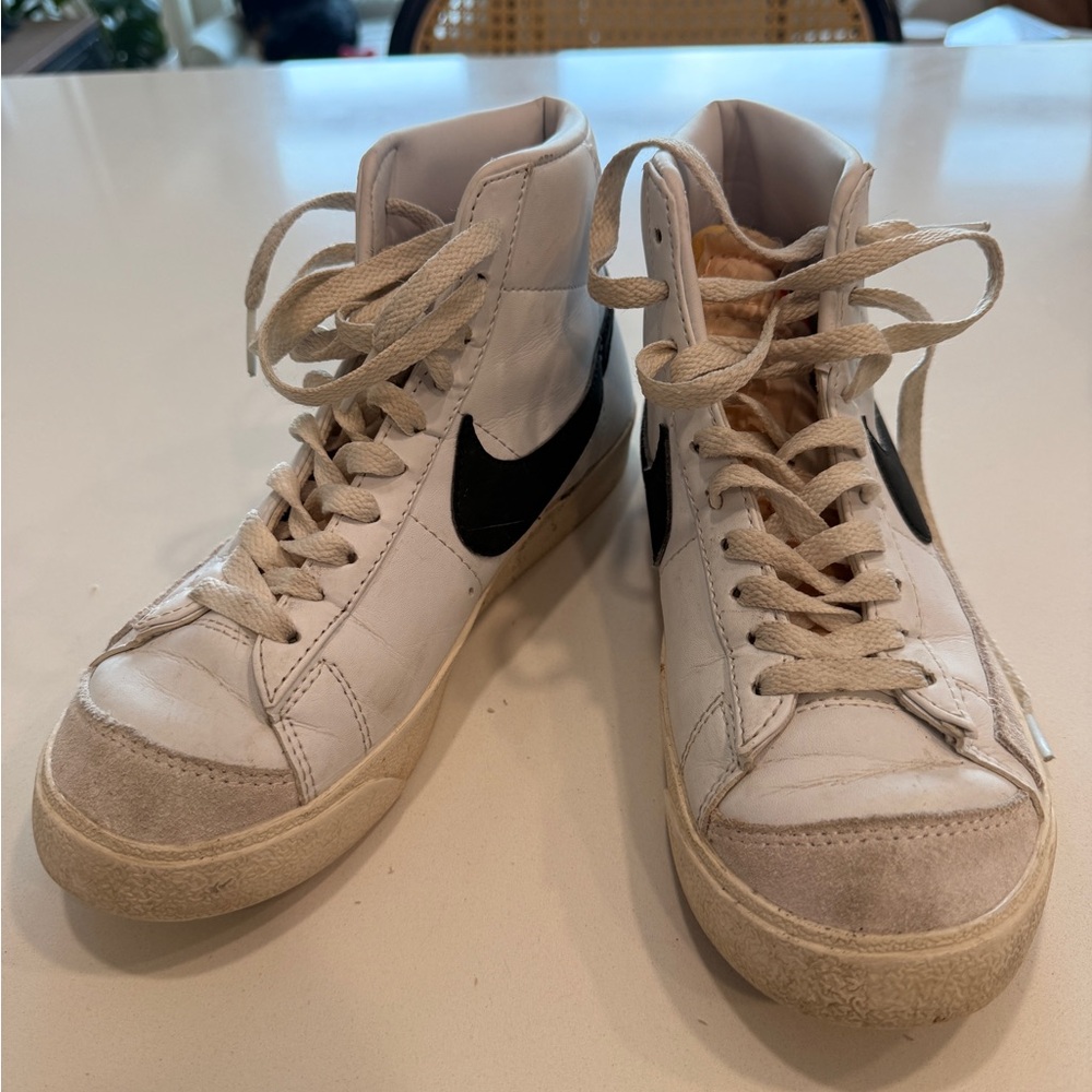 Nike Blazer Mid